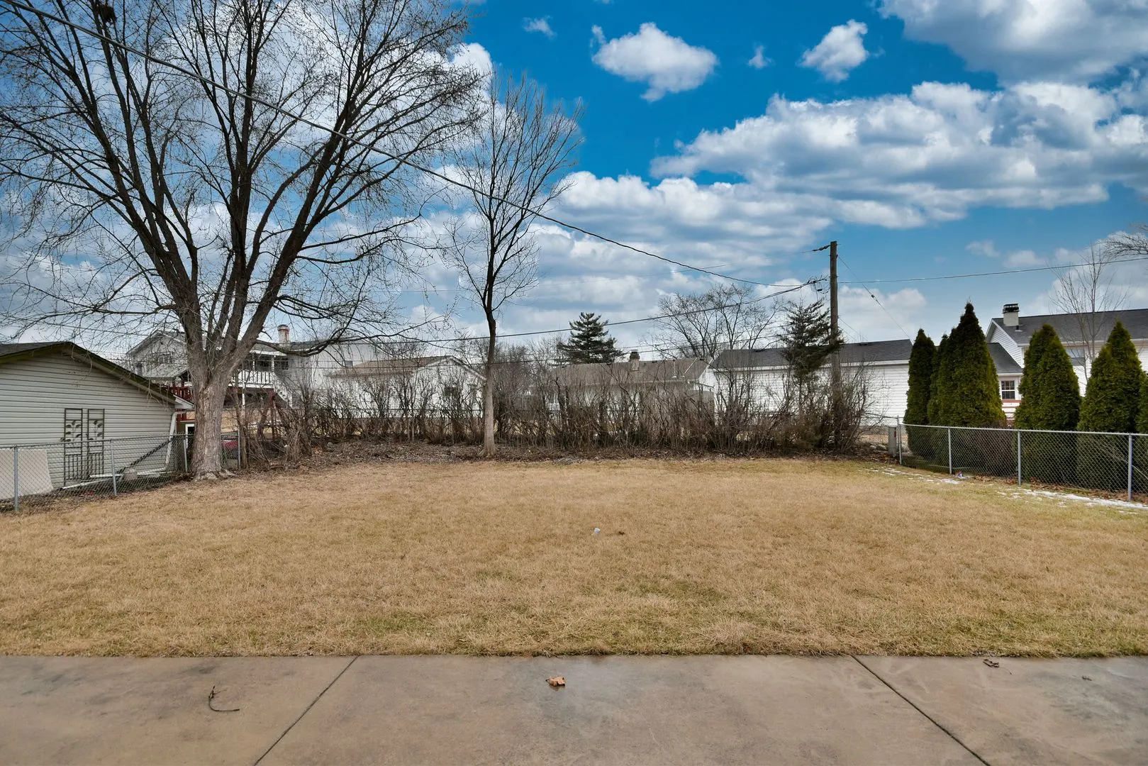 309 W Green Meadows Boulevard IL