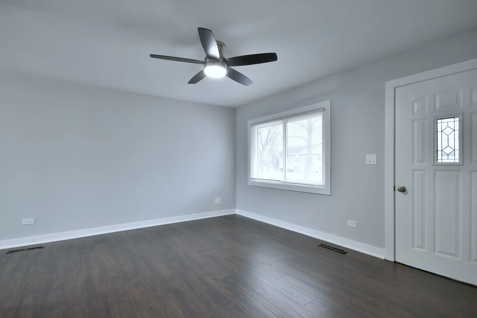 309 W Green Meadows Boulevard IL