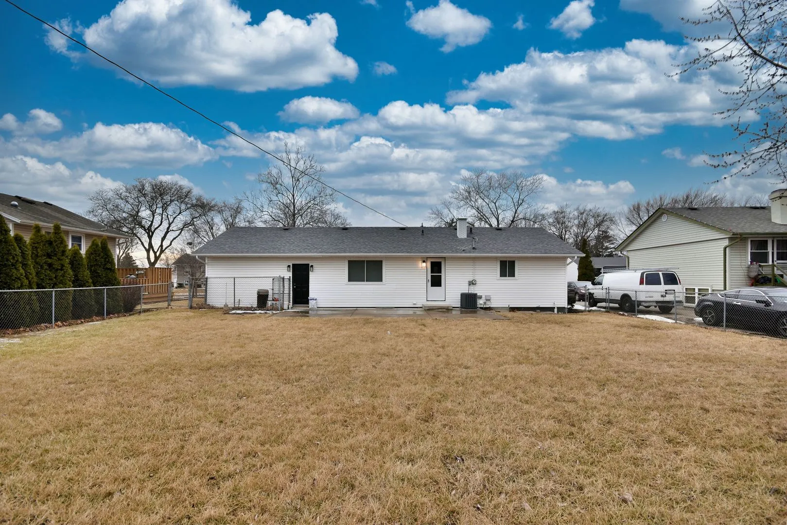 309 W Green Meadows Boulevard IL