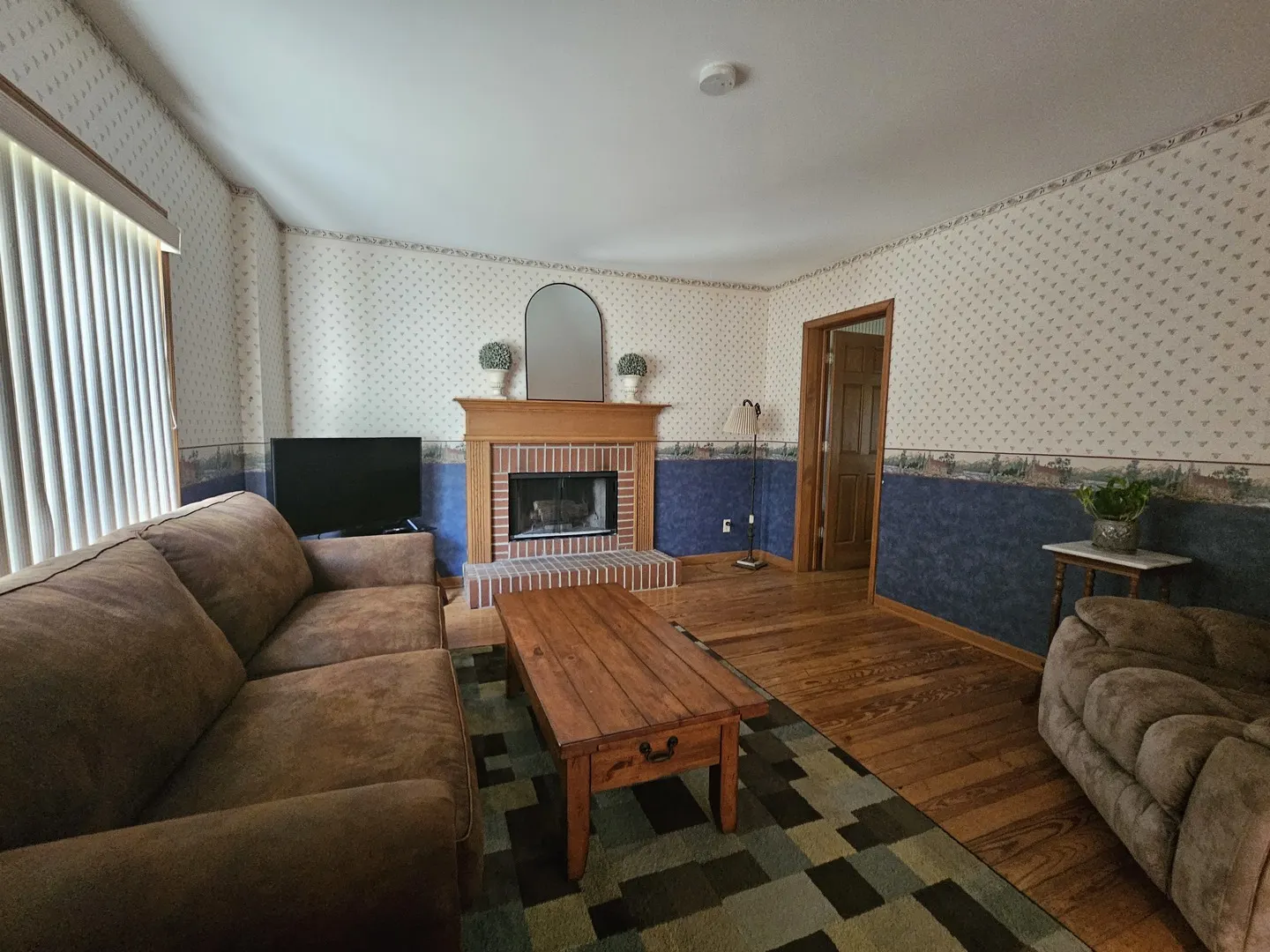209 N Maple Street IL