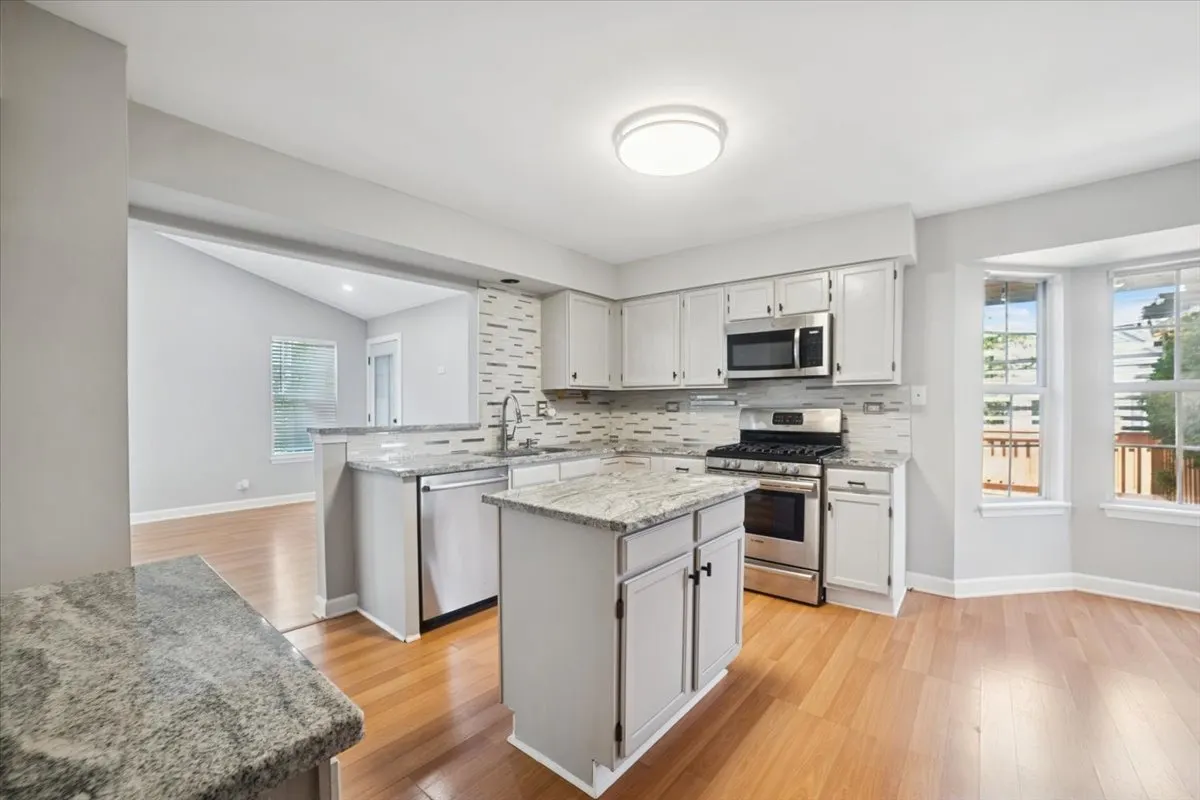 14 Buchanan Lane IL