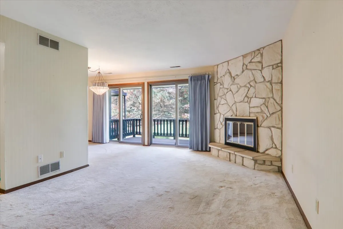 54 Brandywine Court IL