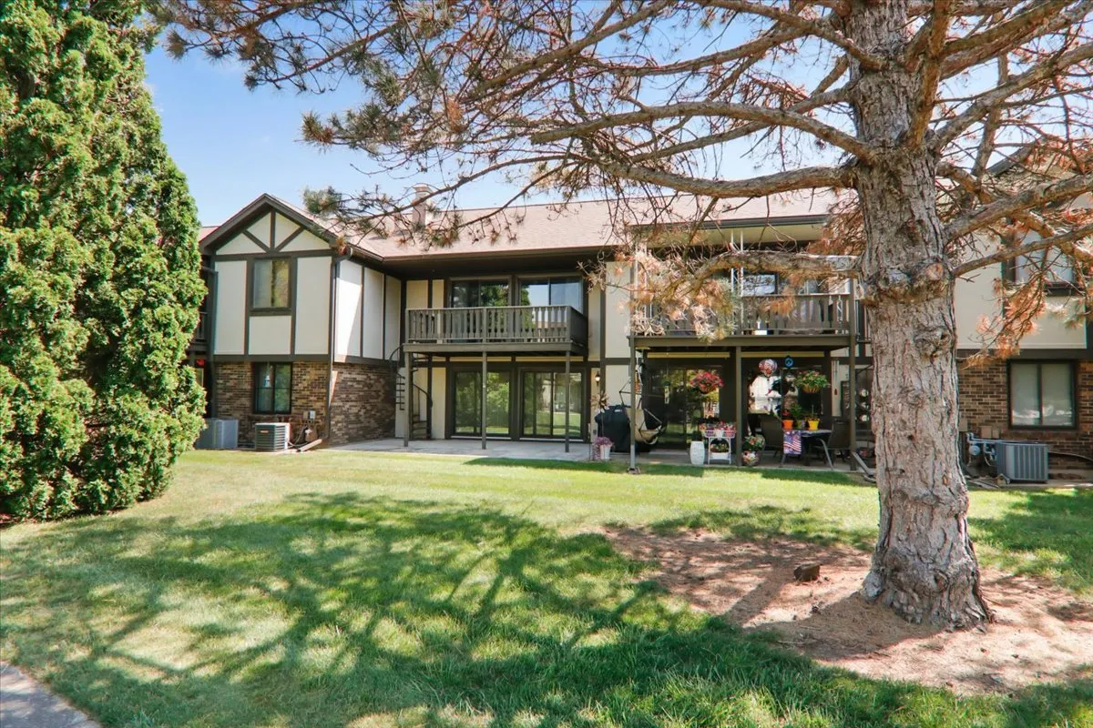 54 Brandywine Court IL