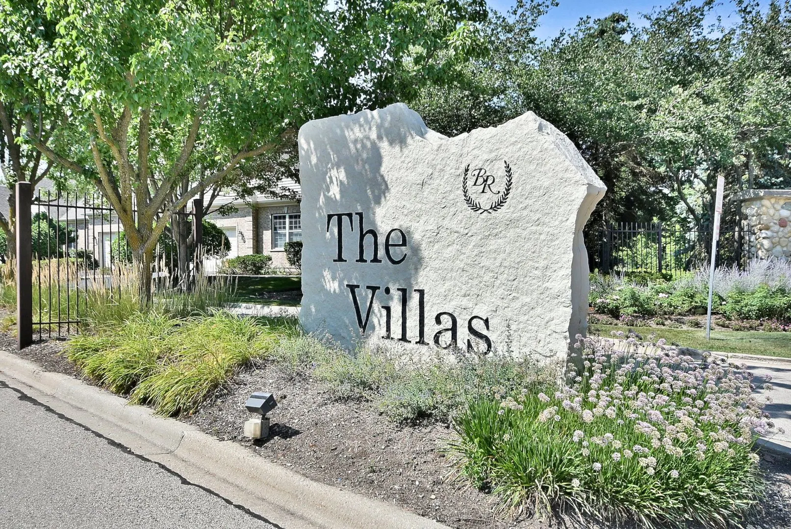 3960 Willow View Drive IL