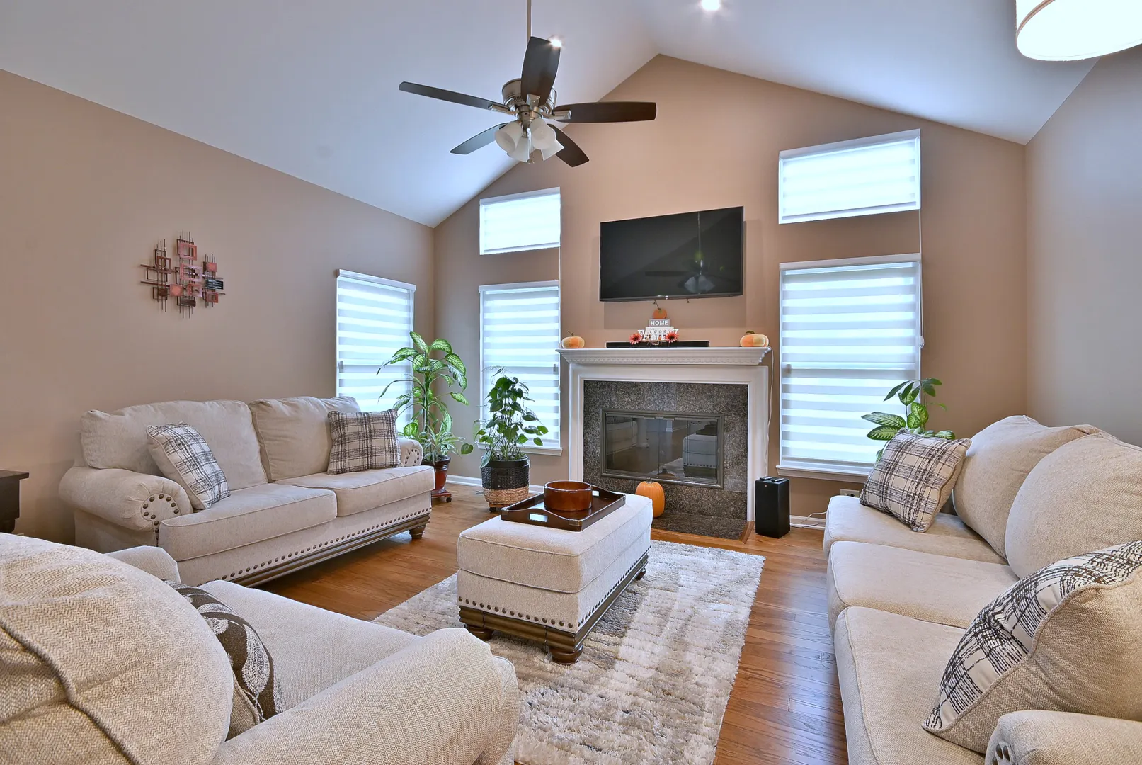 3960 Willow View Drive IL