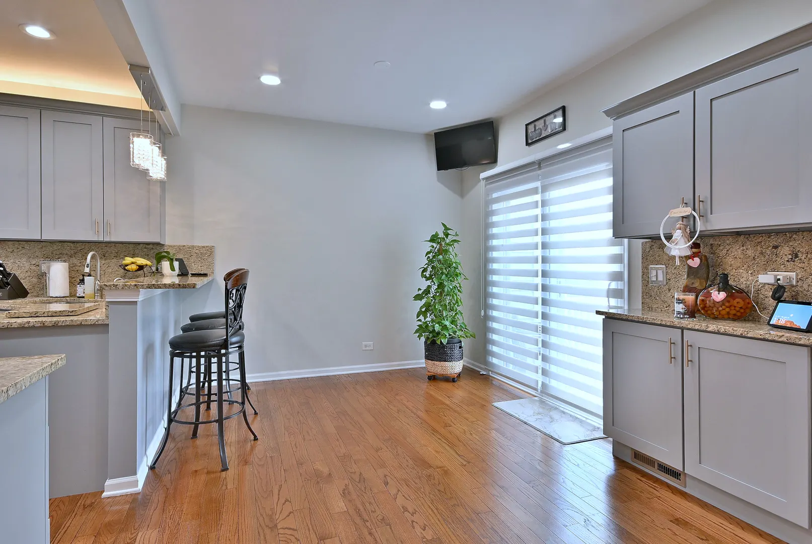 3960 Willow View Drive IL