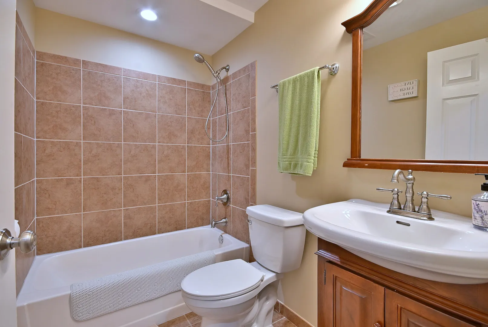 3960 Willow View Drive IL