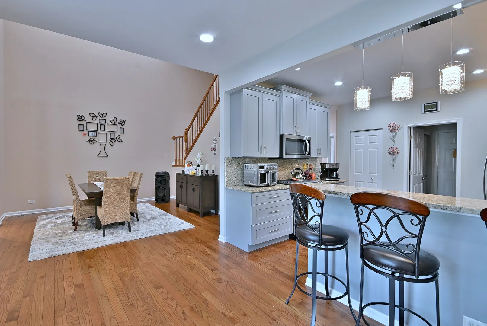3960 Willow View Drive IL