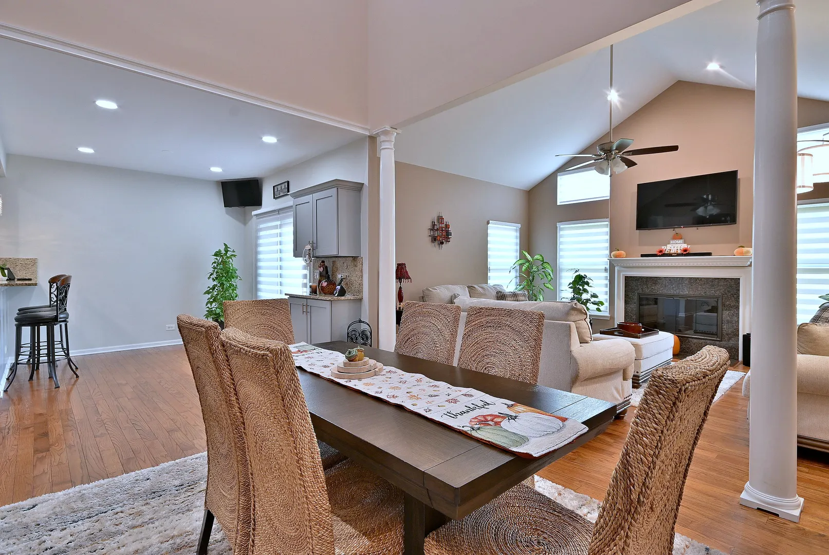 3960 Willow View Drive IL