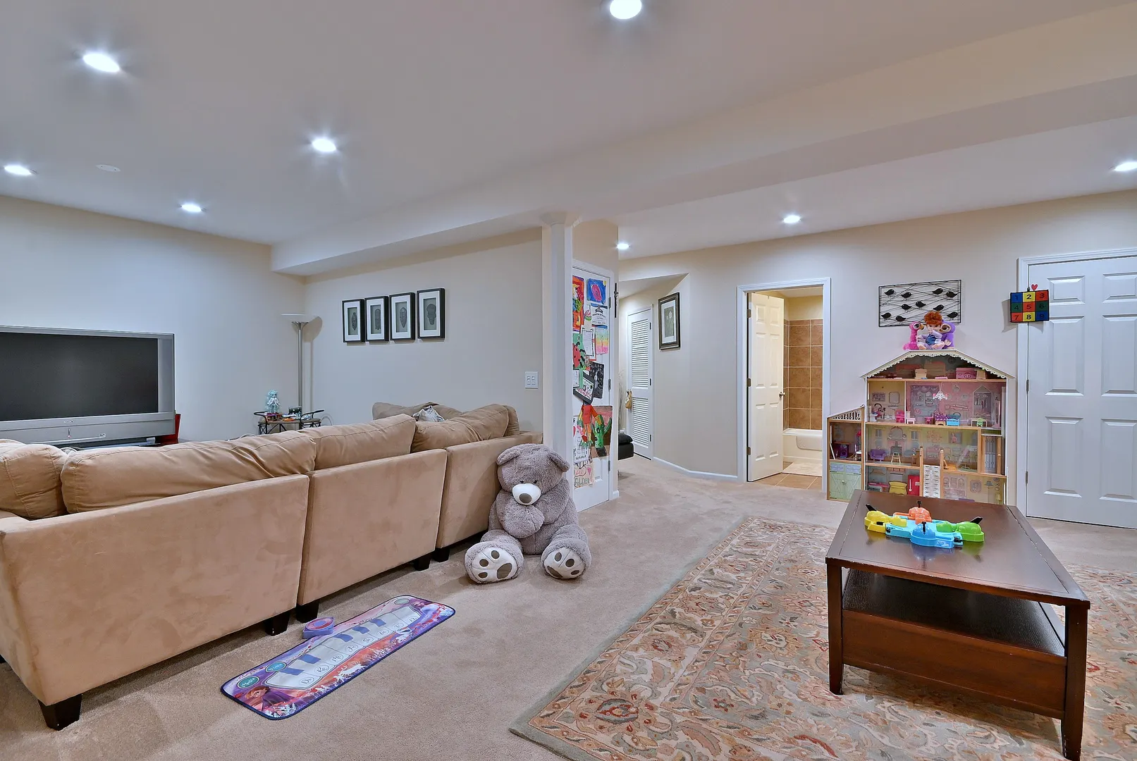 3960 Willow View Drive IL