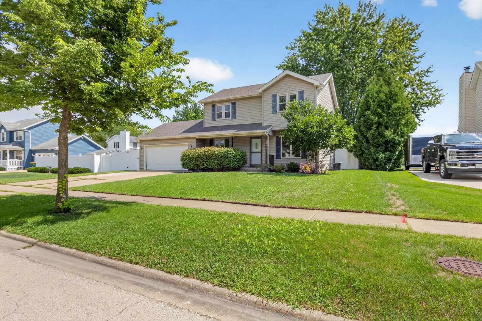 606 Briarwood Court IL