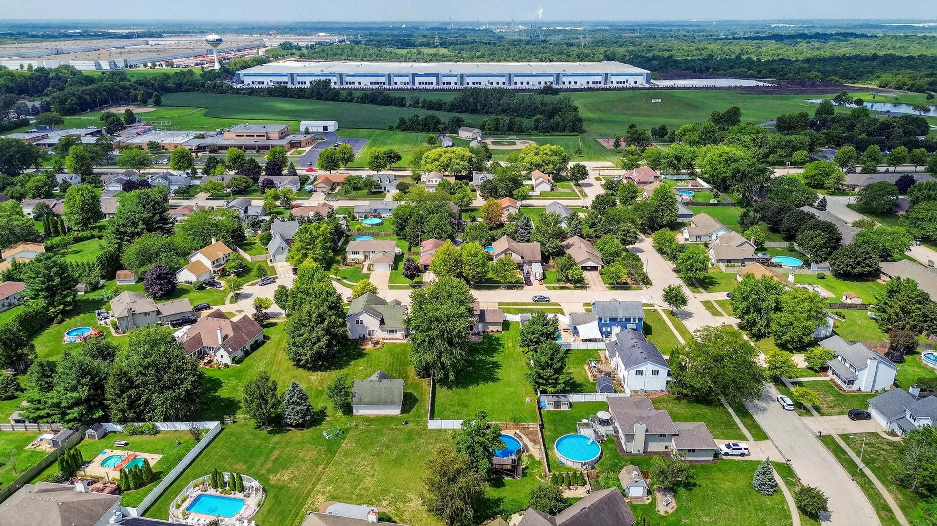 606 Briarwood Court IL