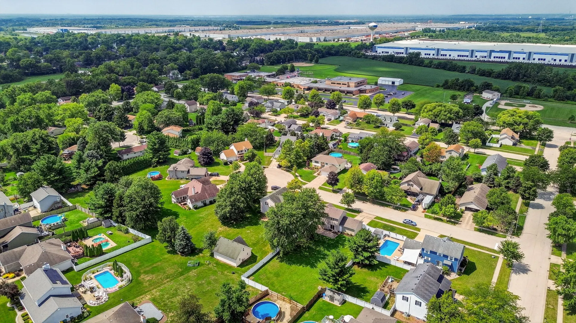 606 Briarwood Court IL