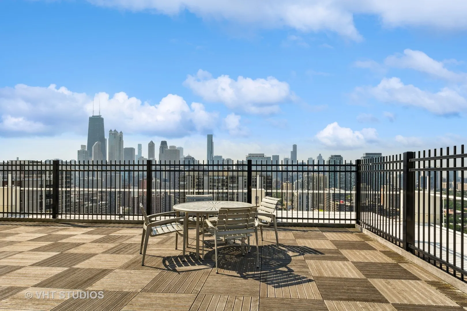 1455 N Sandburg Terrace 2604 IL