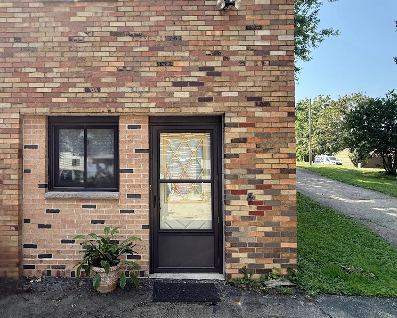 352 Washington Avenue Garden IL
