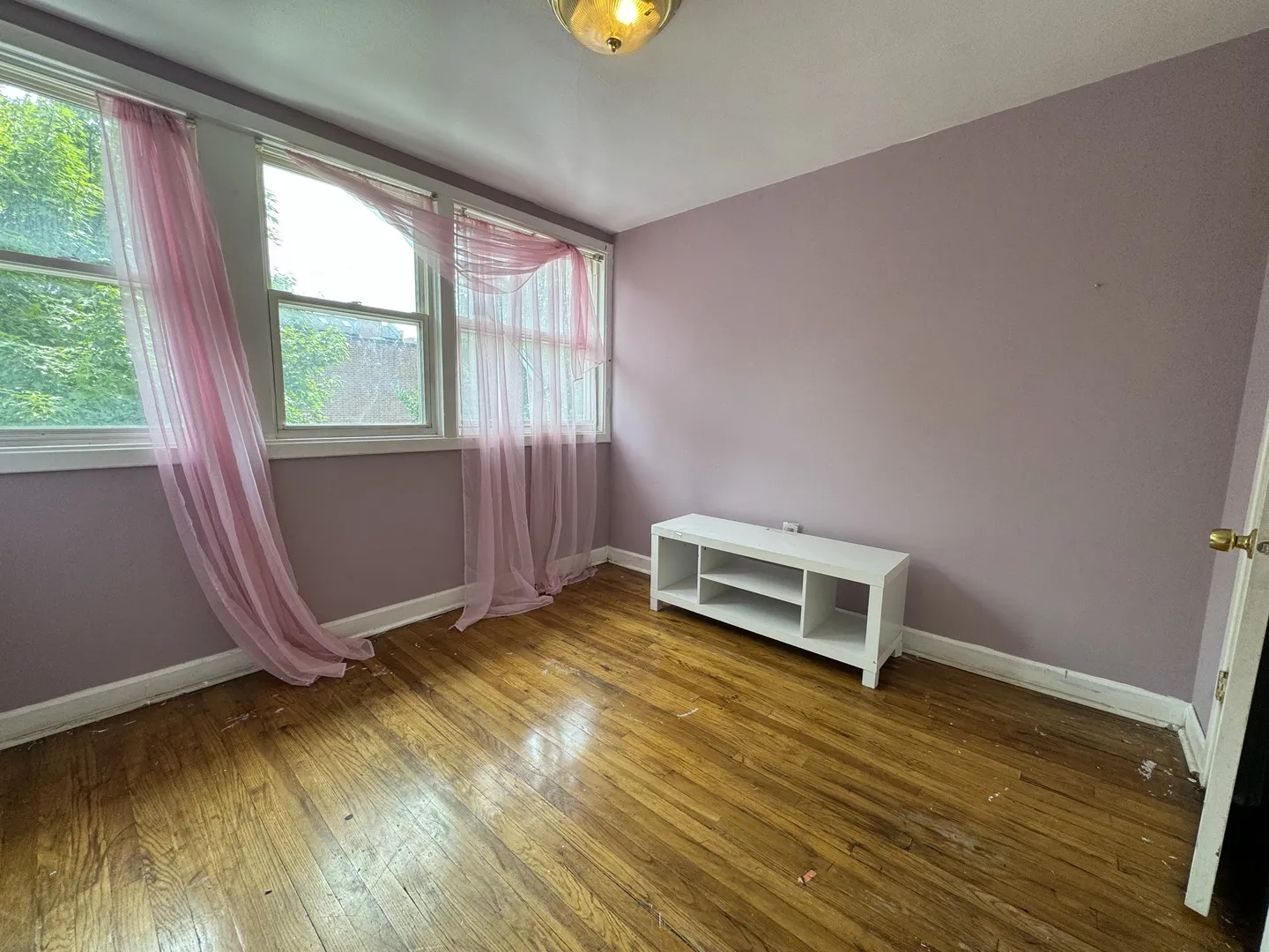 109 E 37th Place IL