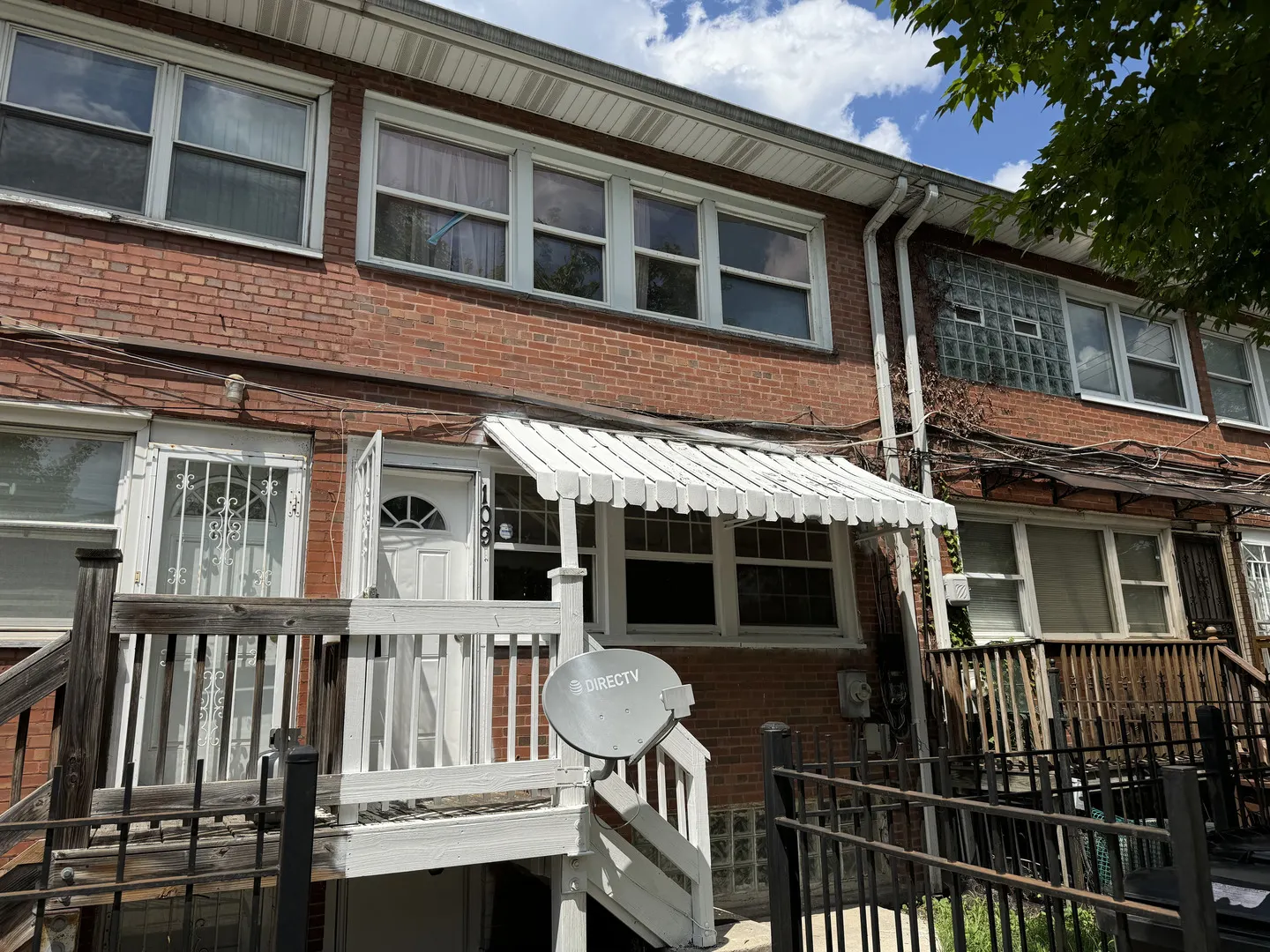 109 E 37th Place IL