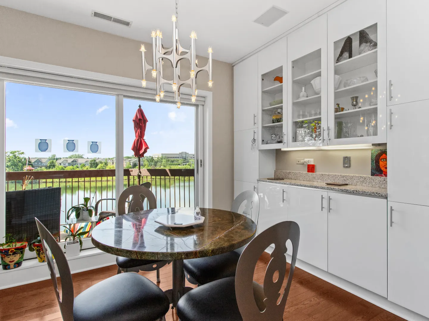 209 Rivershire Lane 403 IL