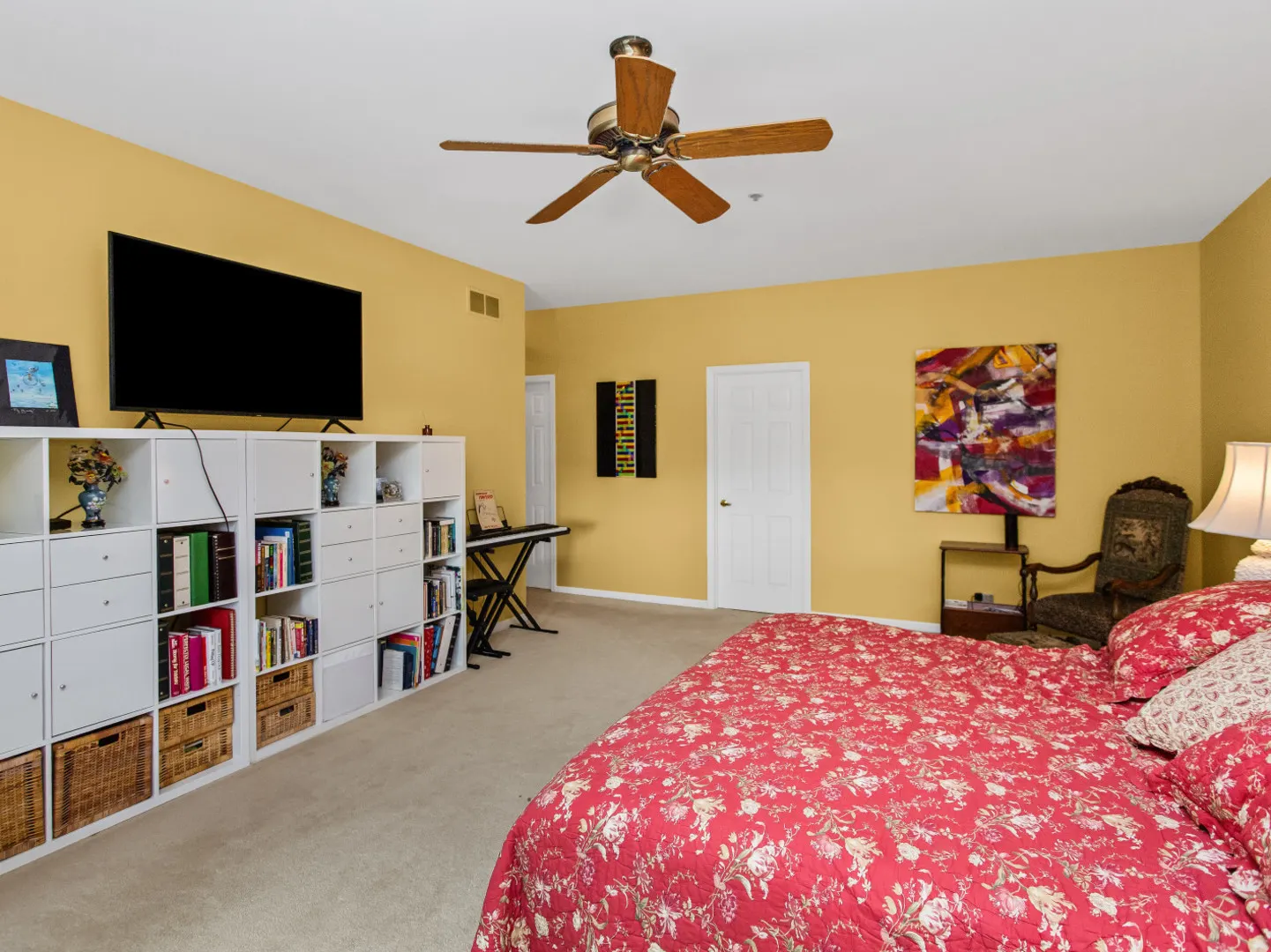 209 Rivershire Lane 403 IL