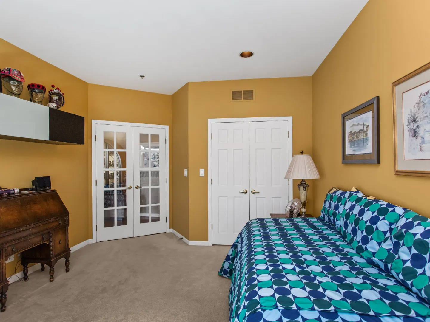 209 Rivershire Lane 403 IL