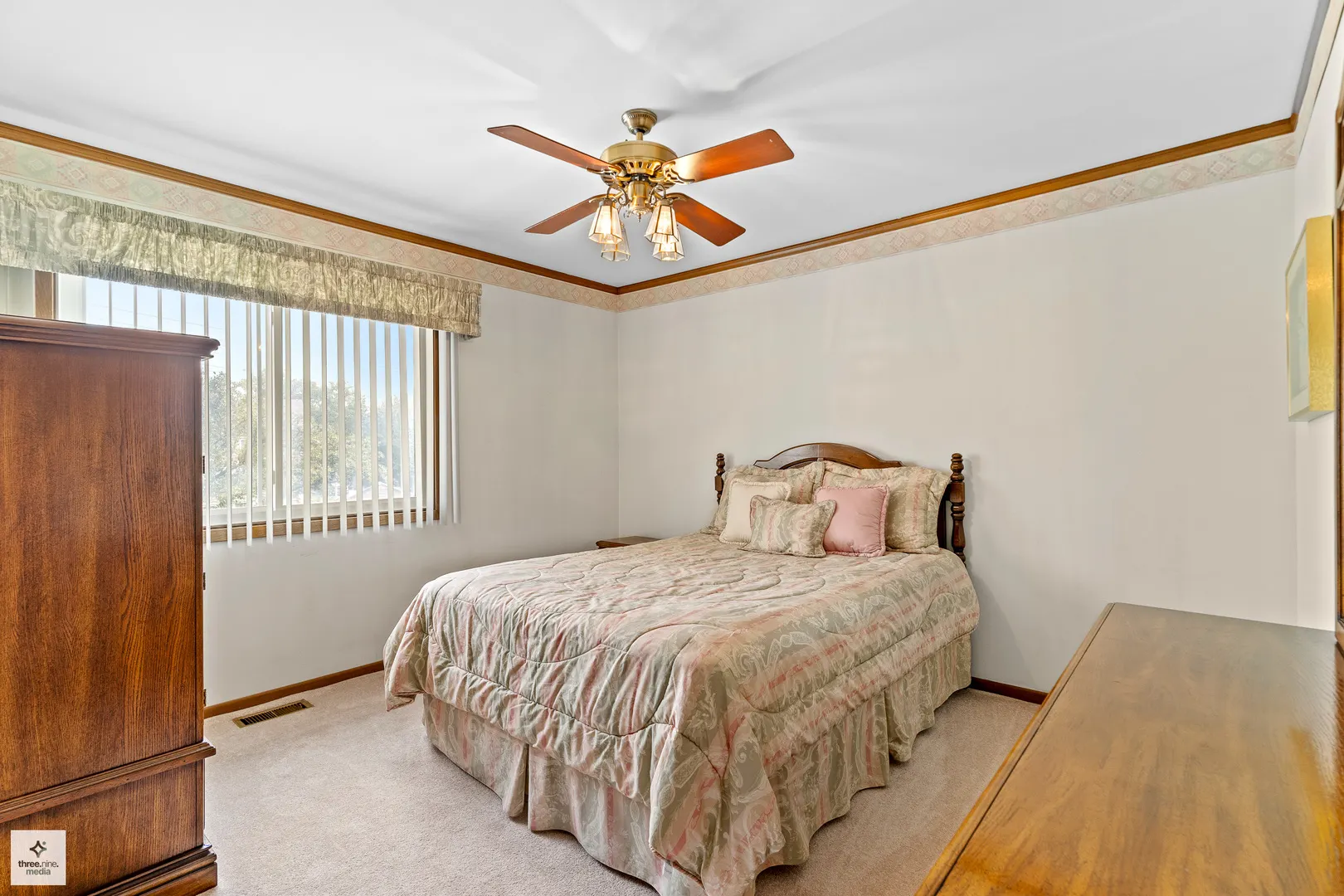 1309 N Saddle IL