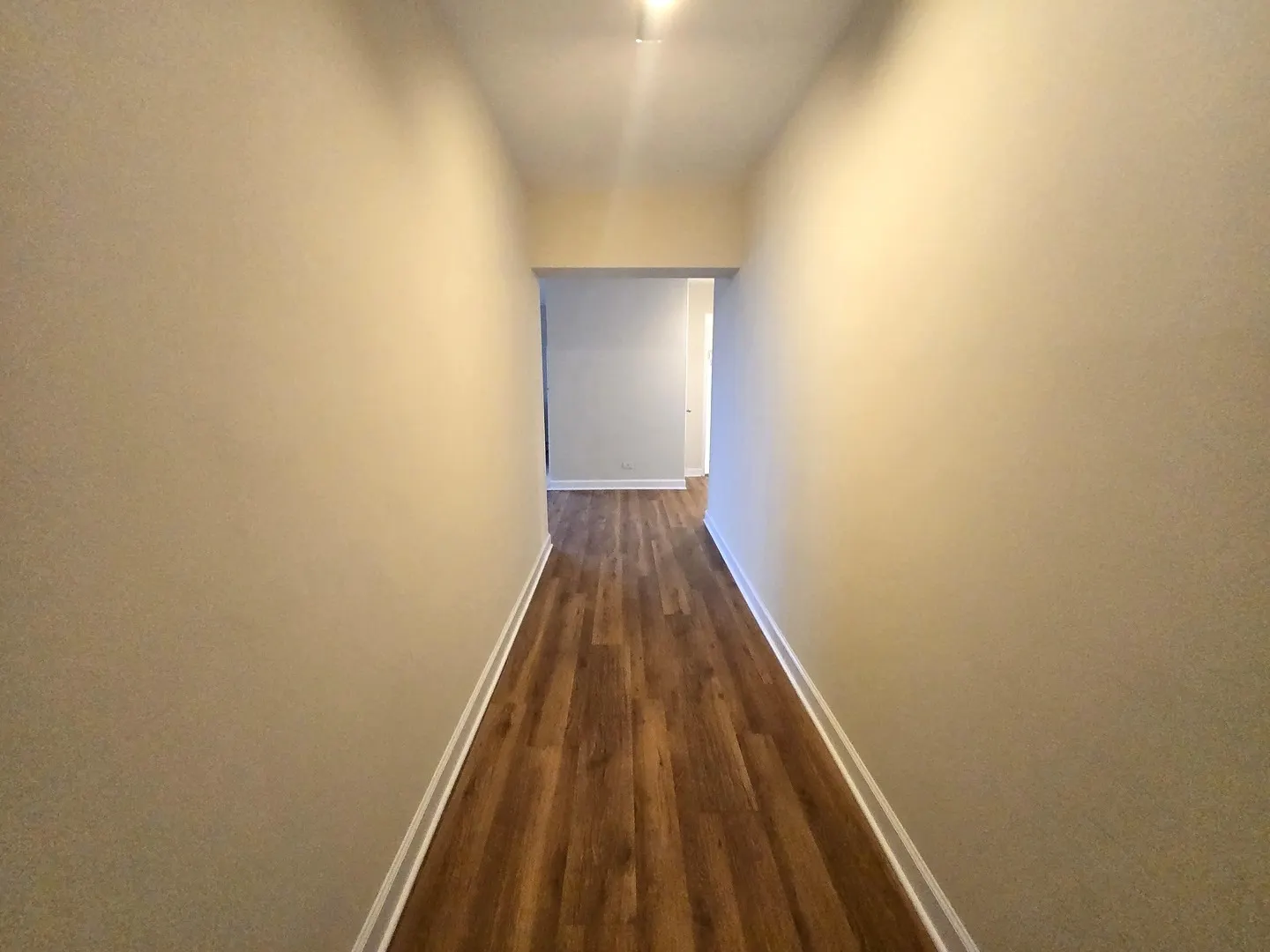 4980 N Marine Drive 1136 IL