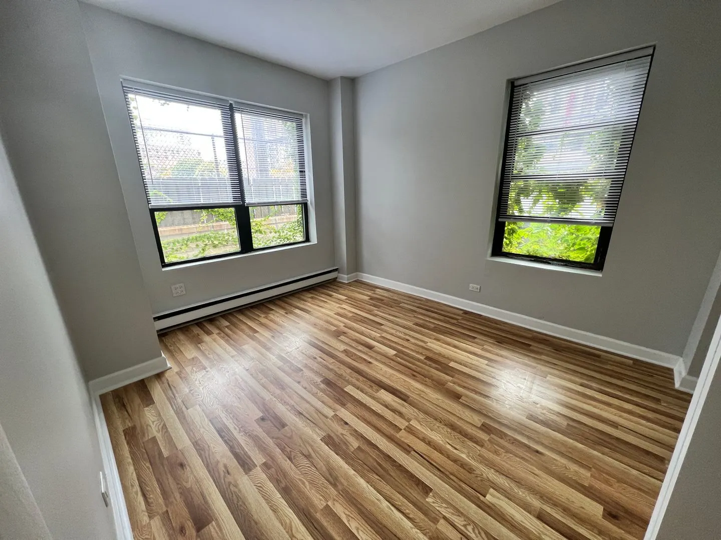 732 W Bittersweet Place 1108 IL