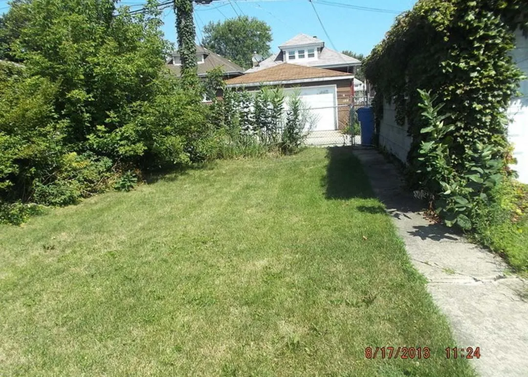 430 E 88th Place IL