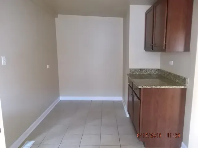 430 E 88th Place IL