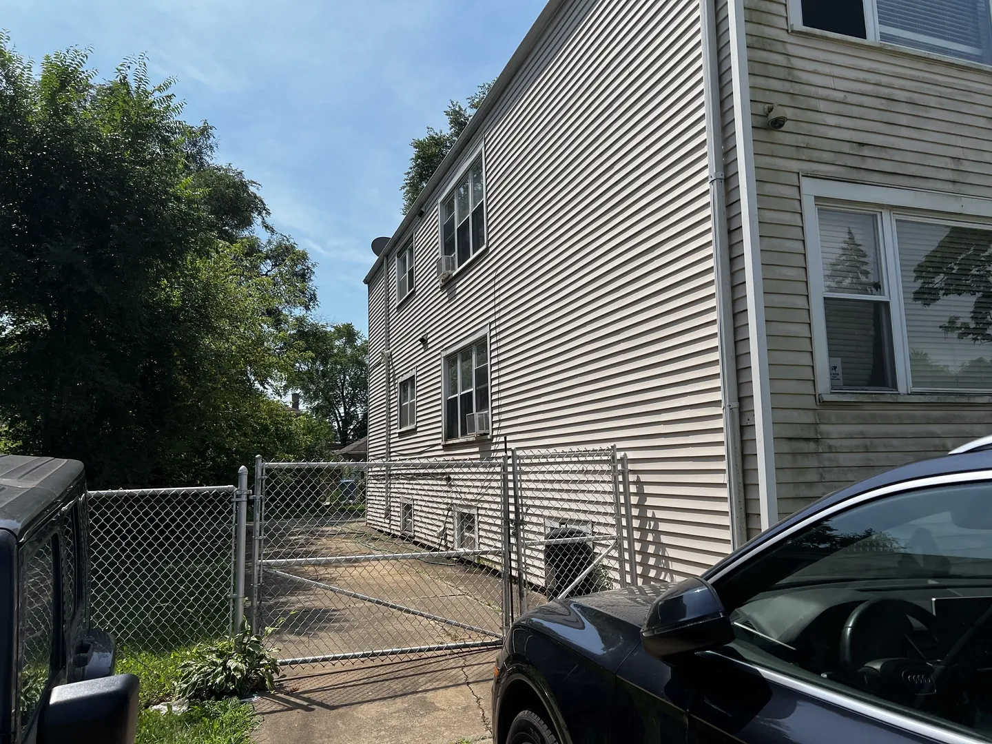 153 E 119th Street IL