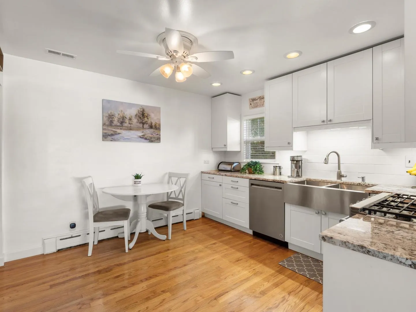 2257 Dora Street IL