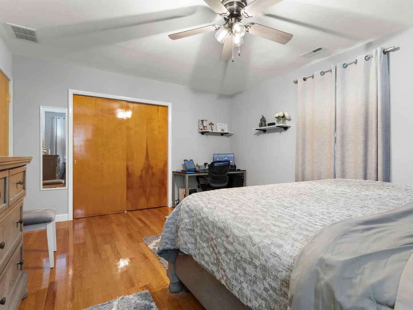 2257 Dora Street IL