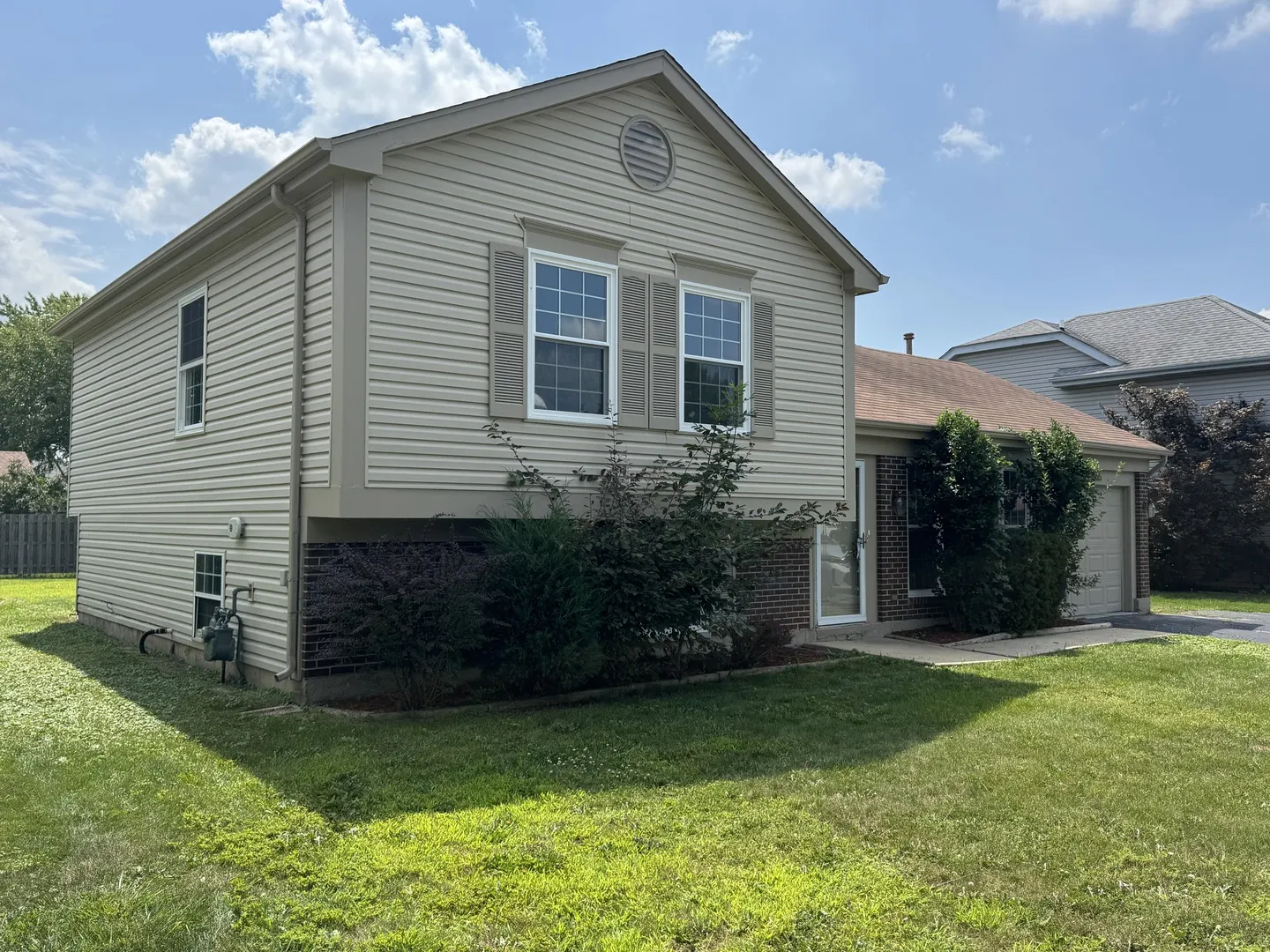 1865 De Forest Lane IL
