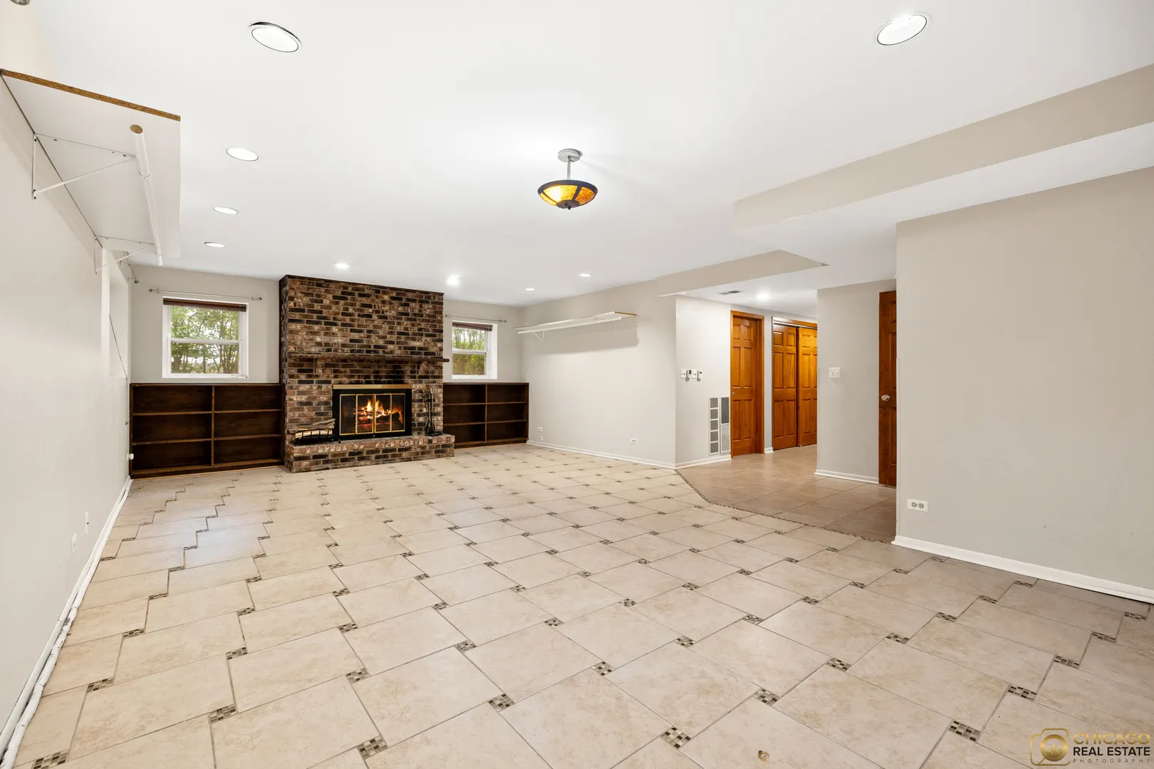 220 Osage Lane IL