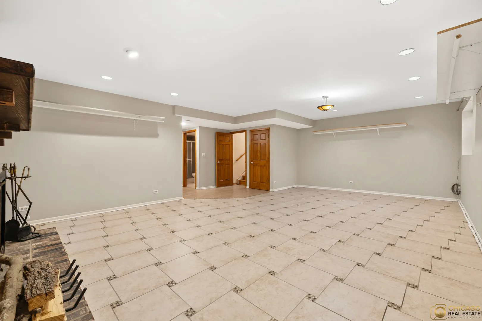 220 Osage Lane IL