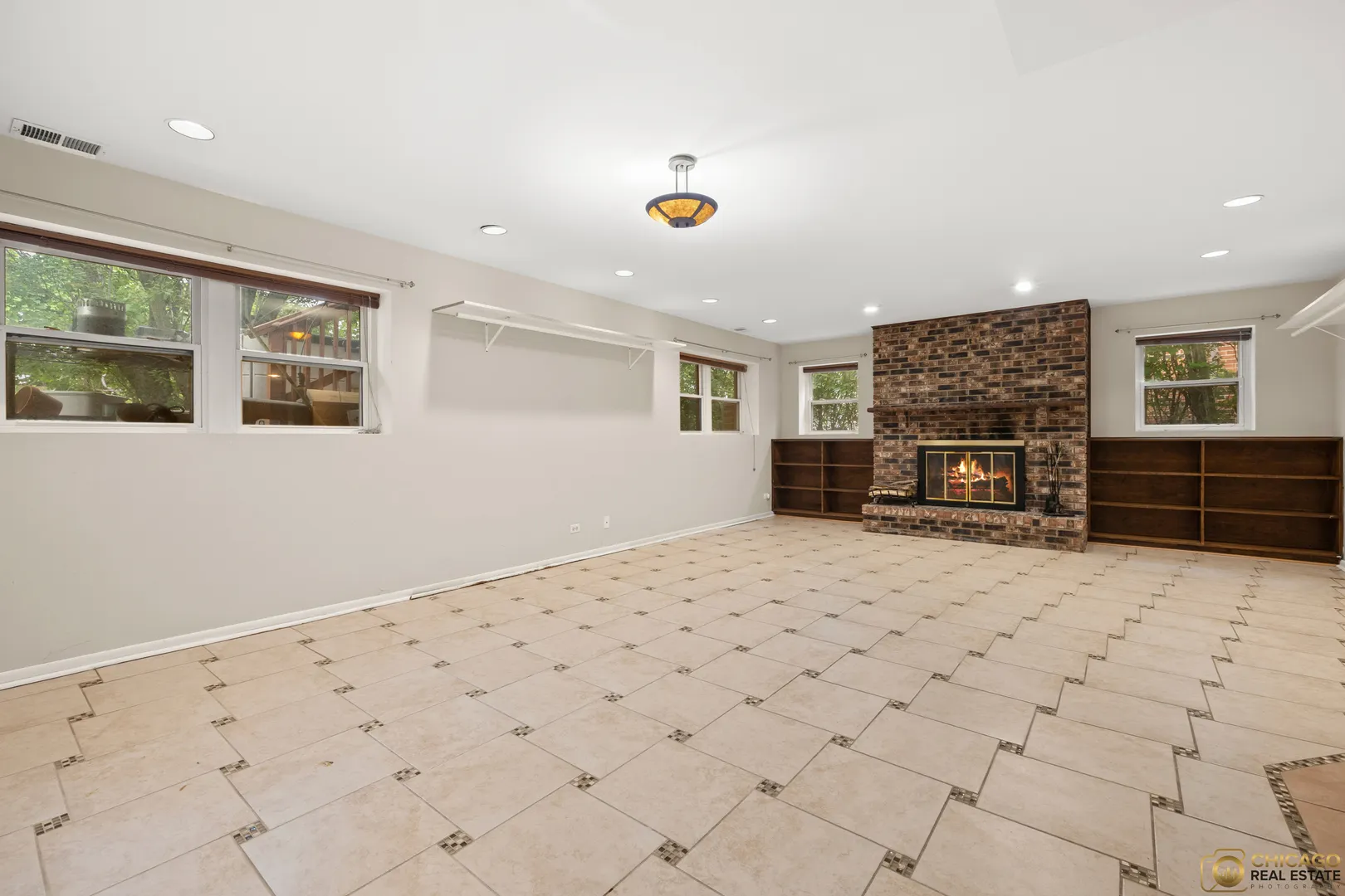 220 Osage Lane IL