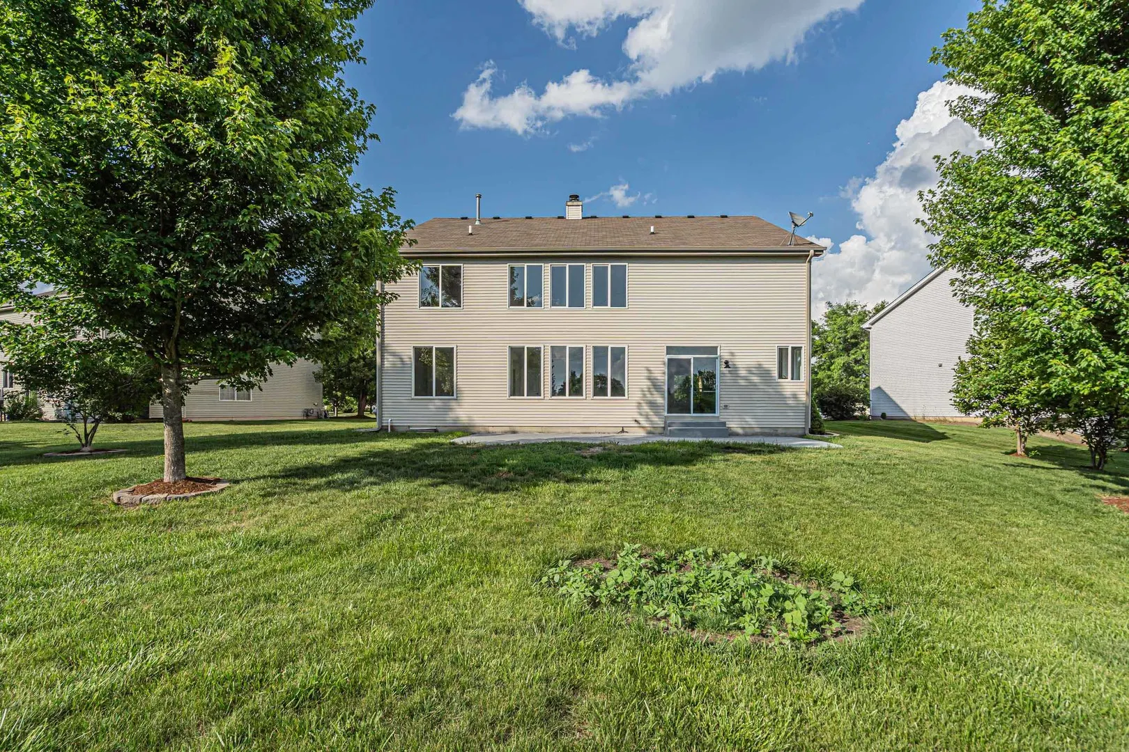 2054 S Jonathan Drive IL