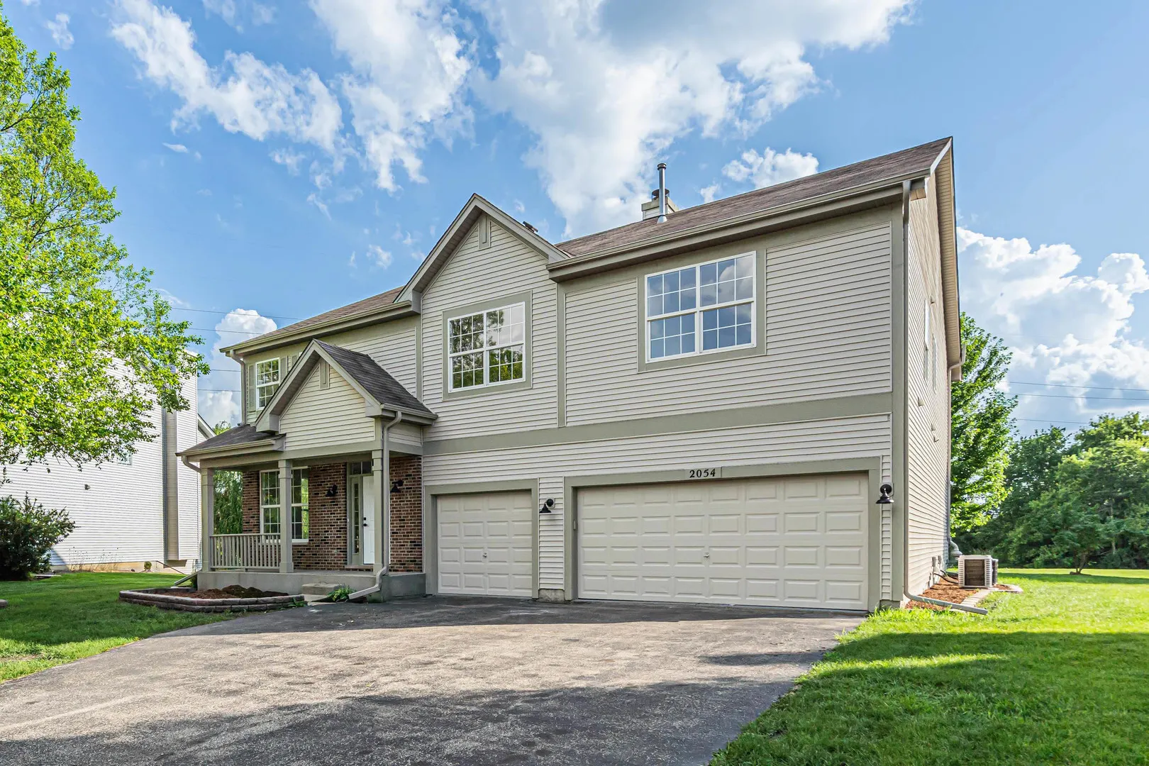 2054 S Jonathan Drive IL