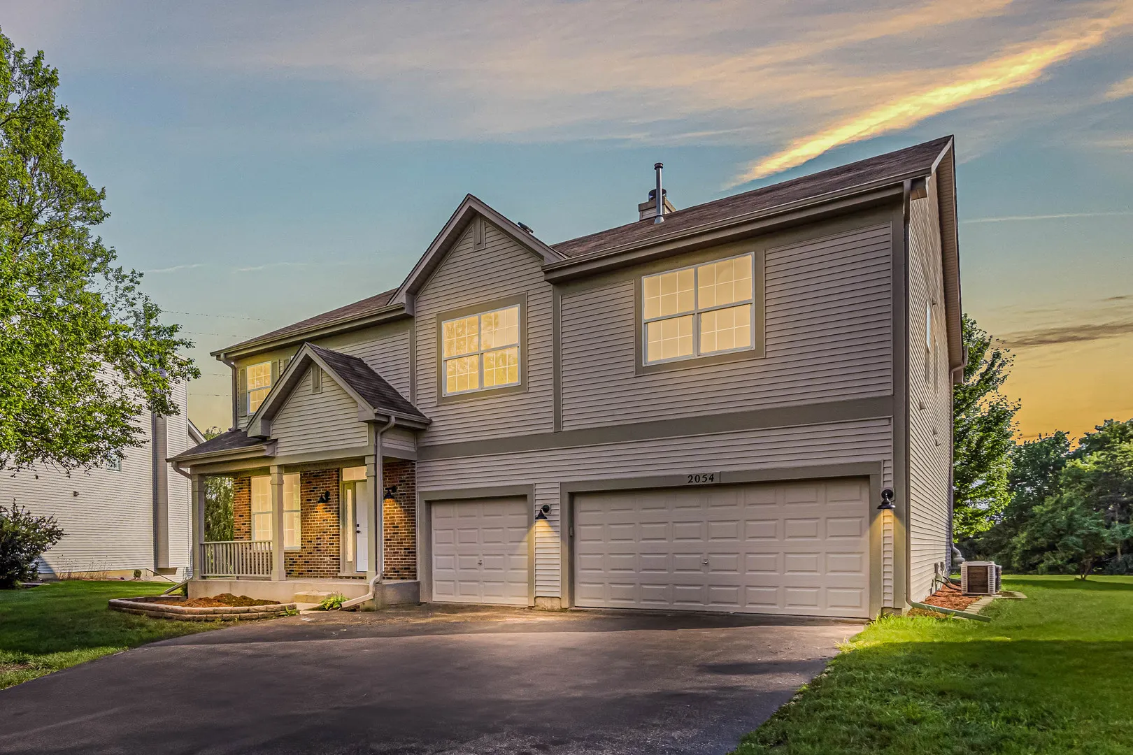 2054 S Jonathan Drive IL
