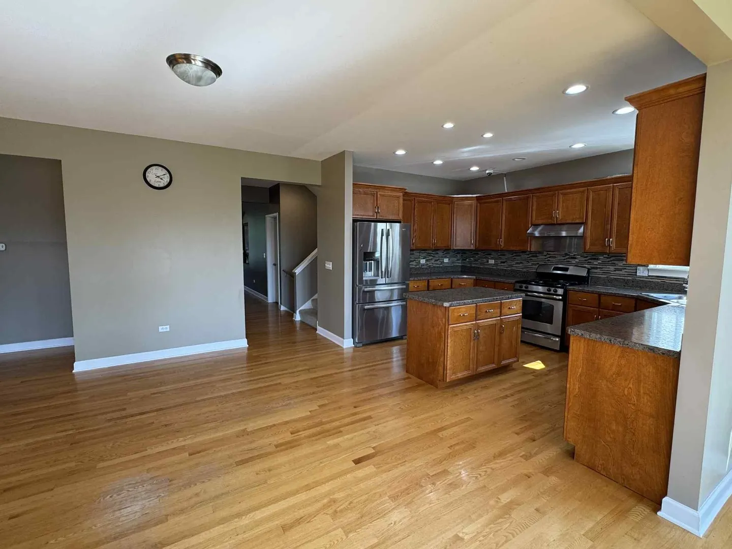 302 Hemlock Lane IL
