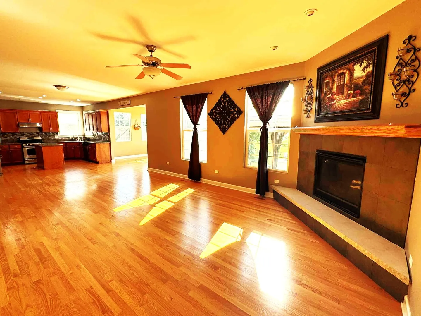 302 Hemlock Lane IL