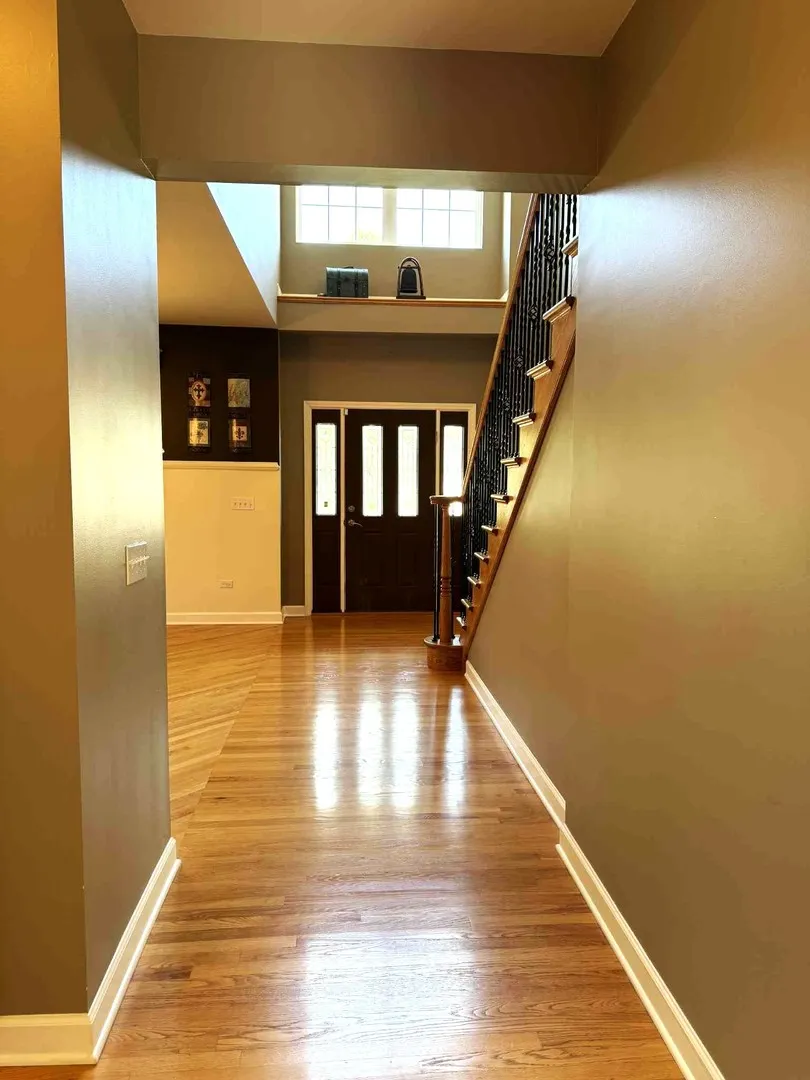 302 Hemlock Lane IL