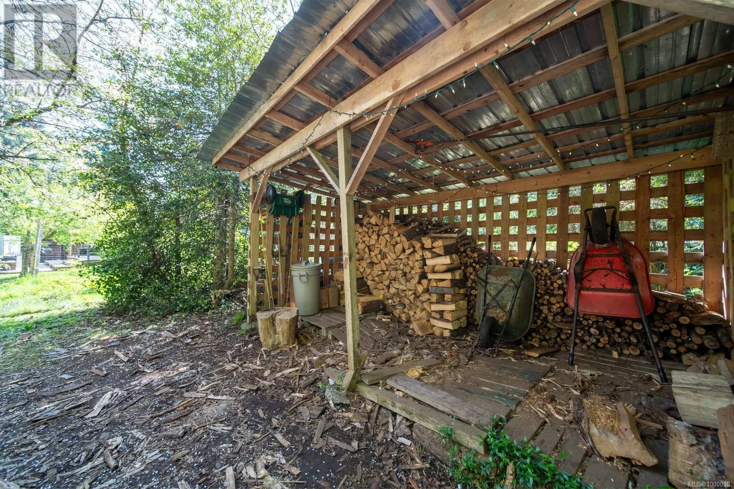 6931 Island Hwy W