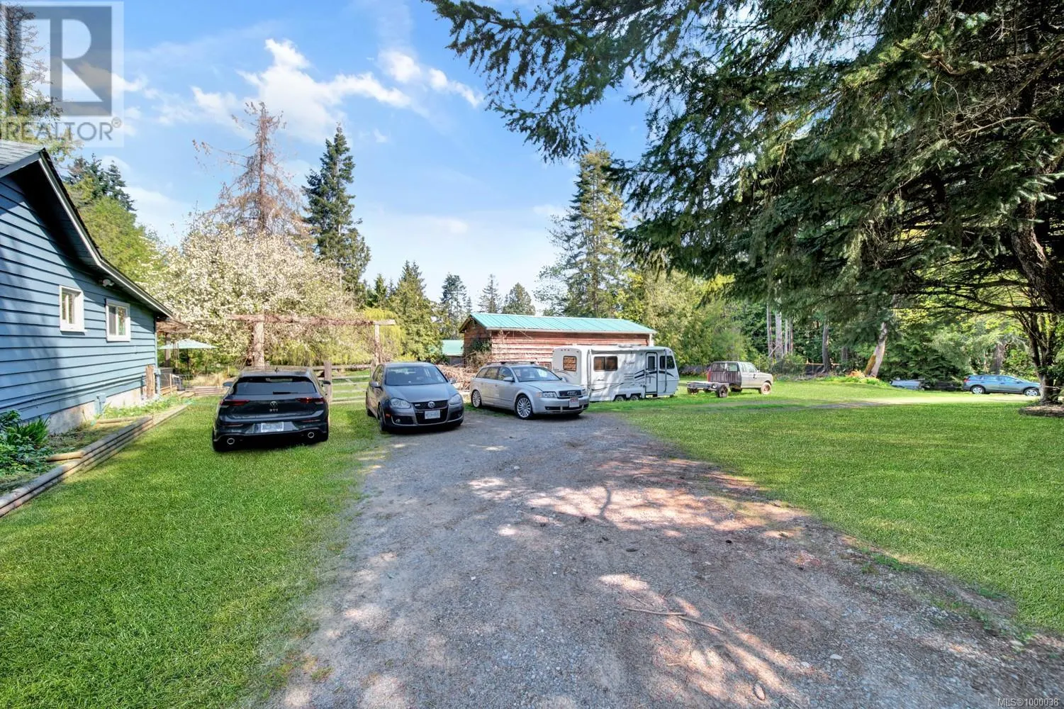 6931 Island Hwy W