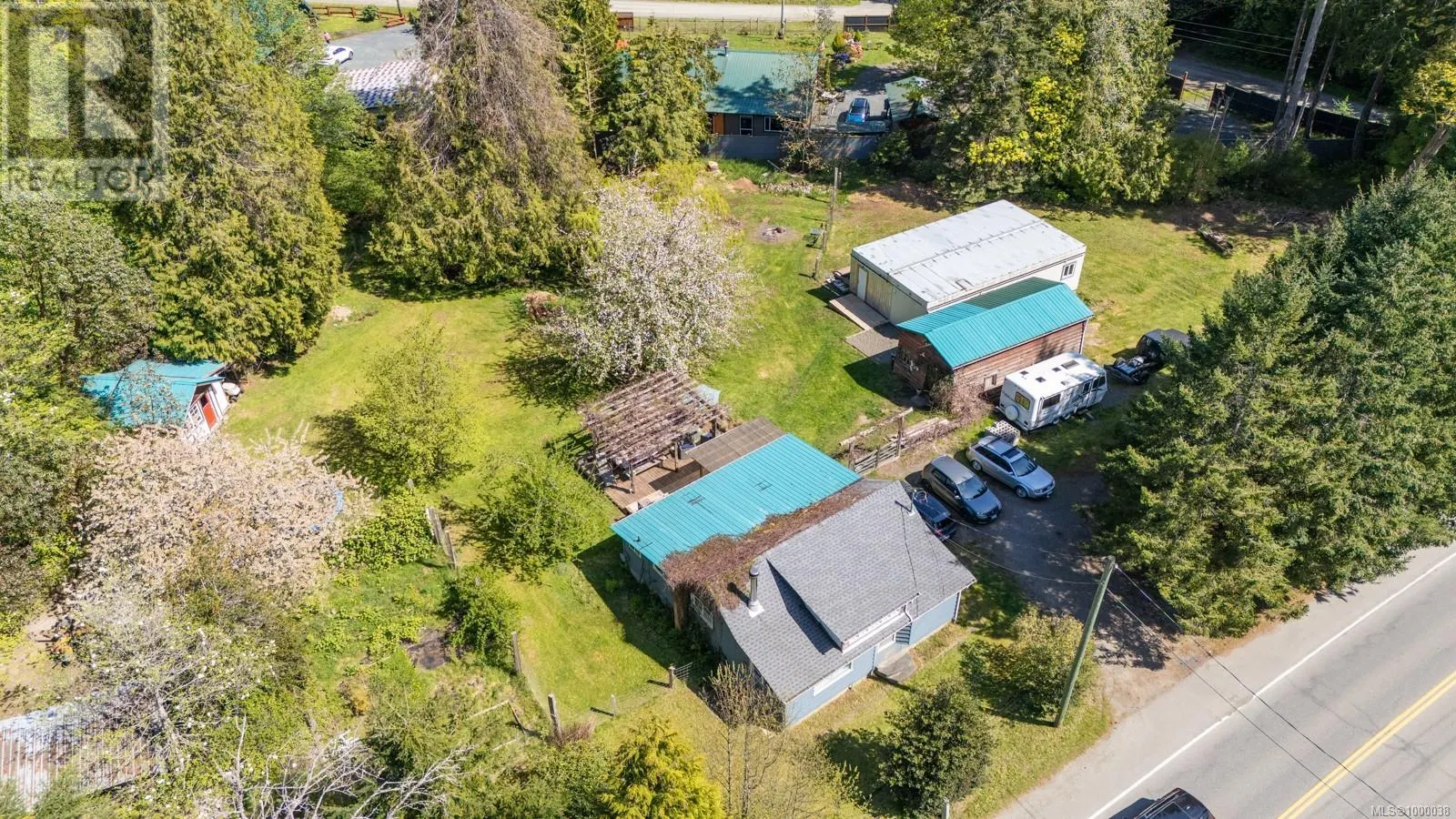 6931 Island Hwy W