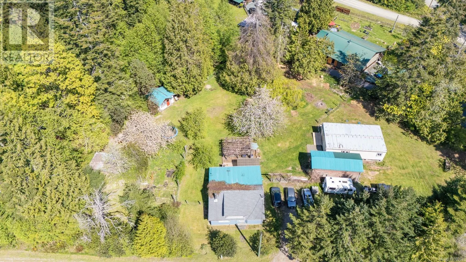 6931 Island Hwy W