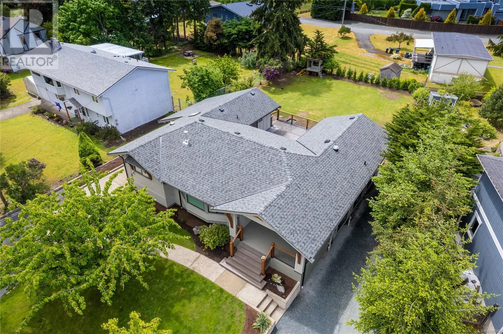 842 Mariner Way