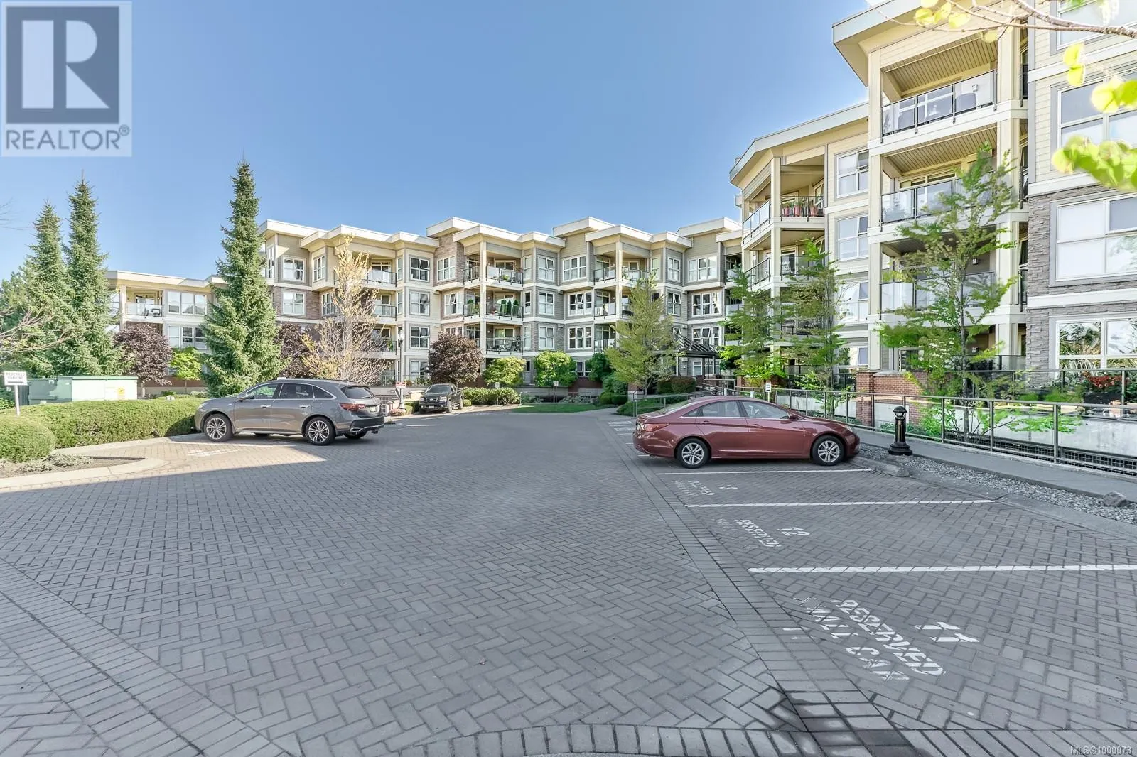 314 6310 McRobb Ave