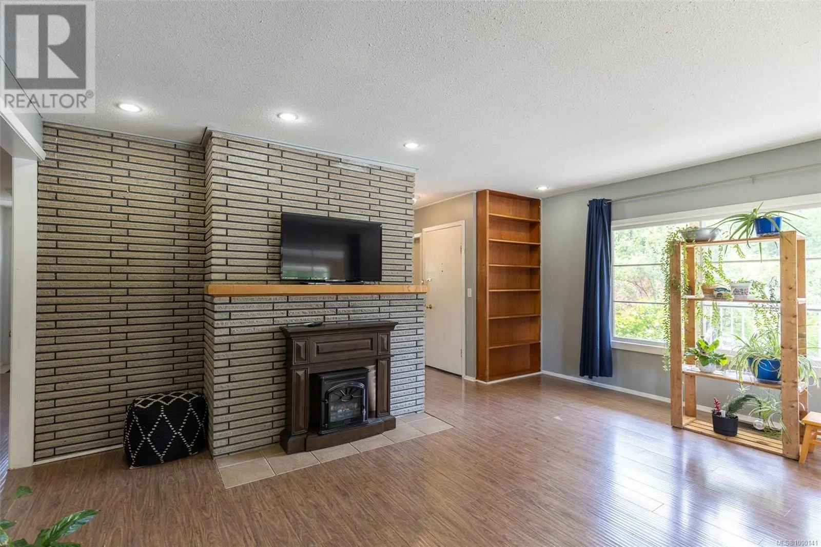 4289 North Park Dr