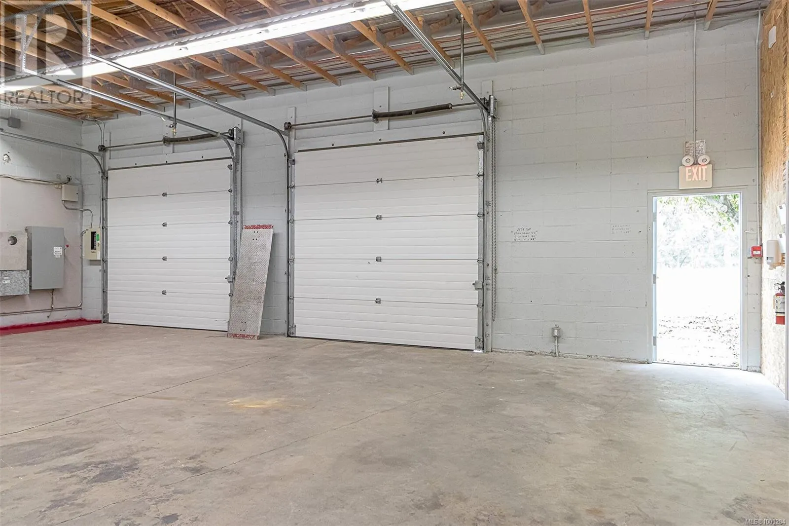 5,6,7,8 1210 Industrial Way